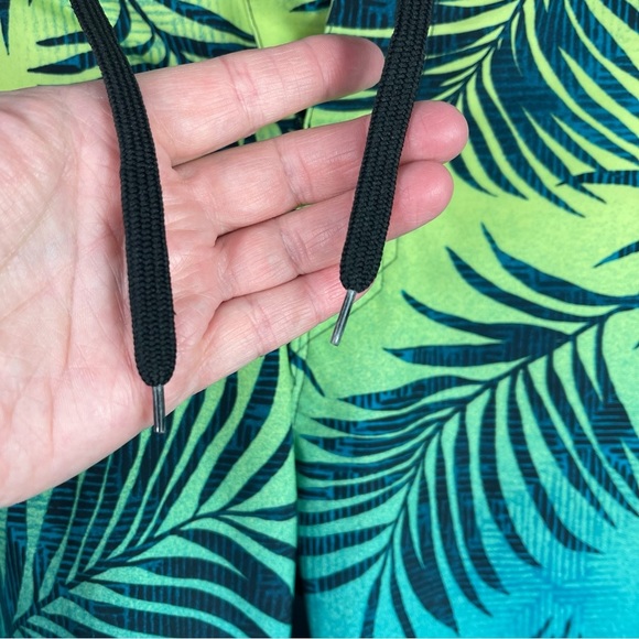 Burnside Men's Board Shorts Surf Swim Cyan Blue Casual Tropical Print Size 33 - Picture 6 of 13